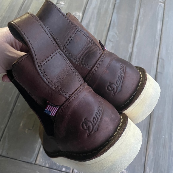 DANNER BULL RUN CHELSEA BOOTS - Picture 5 of 10